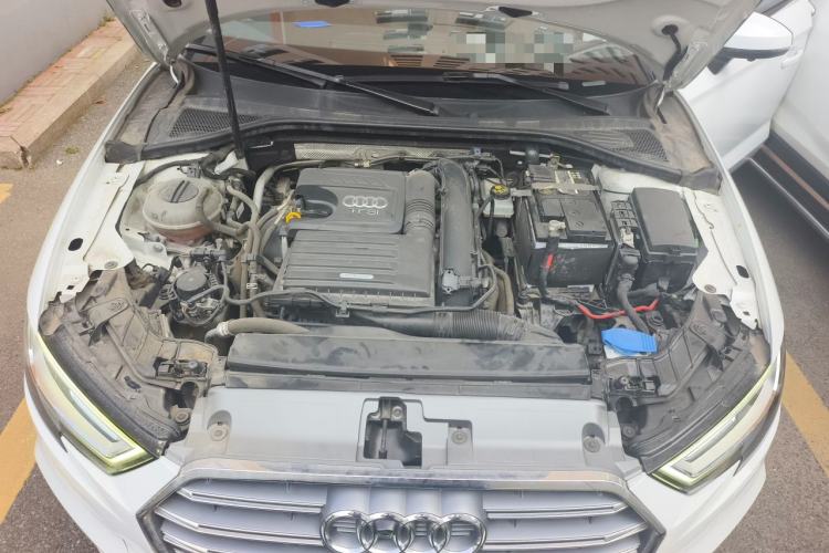 Used Audi A3 2020 Limousine 35 TFSI Fashion Edition China VI Emission Standard Engine Bay