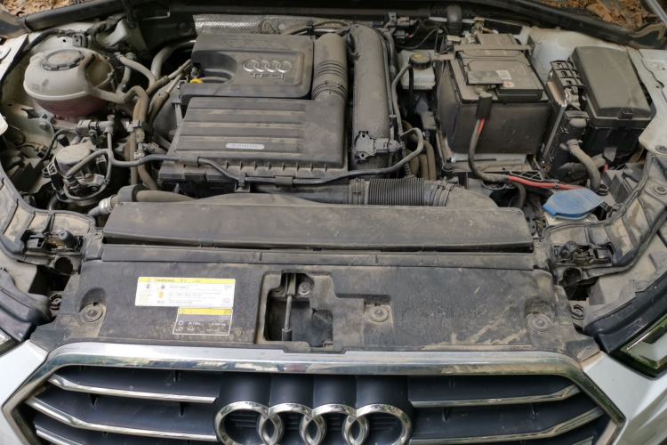 Used Audi A3 2020 Limousine 35 TFSI Ambition China VI Engine Bay