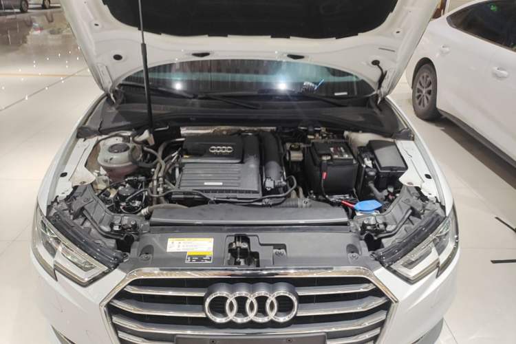Used Audi A3 2020 Restyled Sportback 35 TFSI Entry-Level China VI Emission Standard Engine Bay