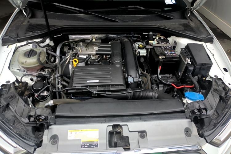 Used Audi A3 2020 Limousine 35 TFSI Fashion Edition China VI Emission Standard Engine Bay