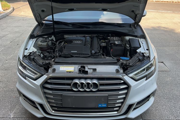Used Audi A3 2020 Limousine 35 TFSI Sporty Version China VI Engine Bay