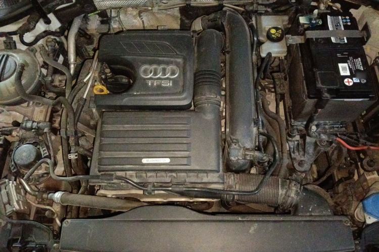 Used Audi A3 2020 Limousine 35 TFSI Fashion Edition China VI Emission Standard Engine Bay