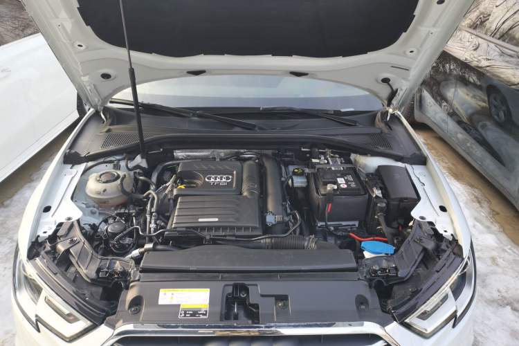 Used Audi A3 2020 Restyled Limousine 35 TFSI Ambition Version China VI Engine Bay