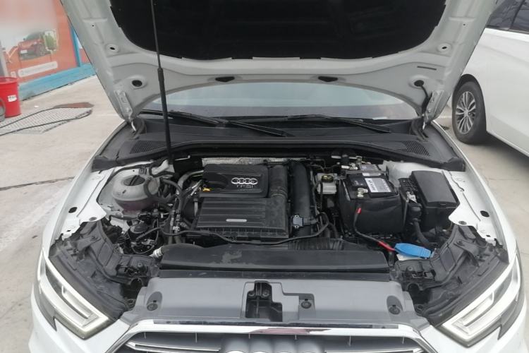 Used Audi A3 2020 Limousine 35 TFSI Fashion Edition China VI Emission Standard Engine Bay