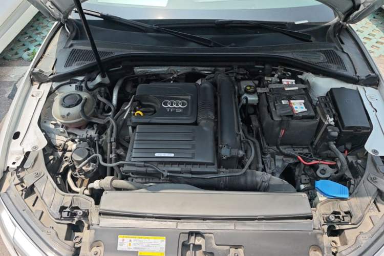 Used Audi A3 2020 Restyled Limousine 35 TFSI Ambition Version China VI Engine Bay