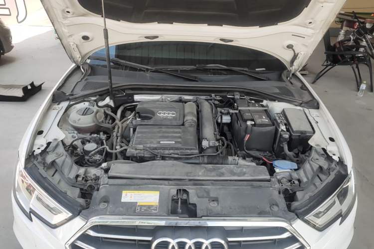Used Audi A3 2020 Sportback 35 TFSI Ambition China VI Engine Bay