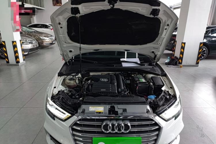 Used Audi A3 2020 Limousine 35 TFSI Fashion Edition China VI Emission Standard Engine Bay