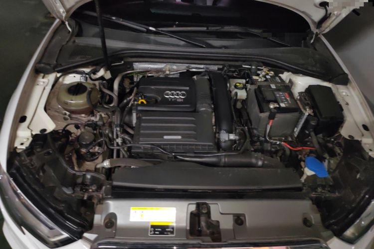 Used Audi A3 2020 Limousine 35 TFSI Sporty Version China VI Engine Bay