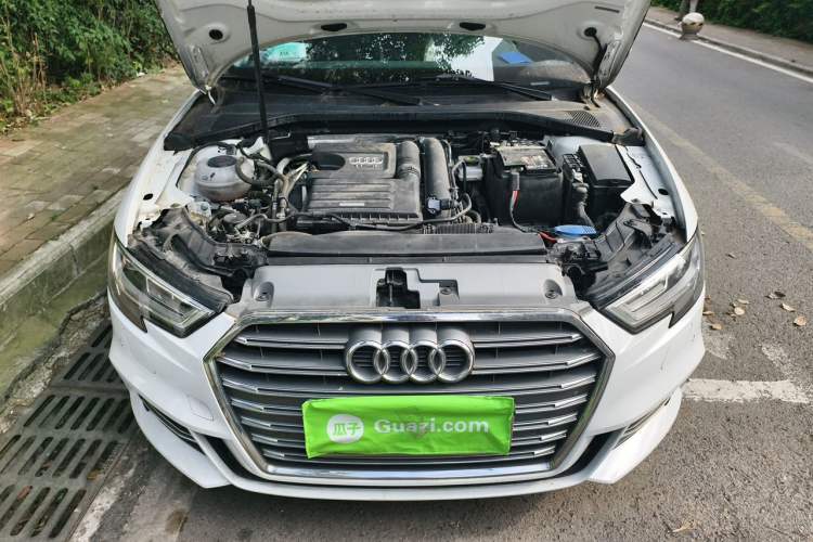 Used Audi A3 2020 Sportback 35 TFSI Fashion Edition China VI Emission Standard Engine Bay