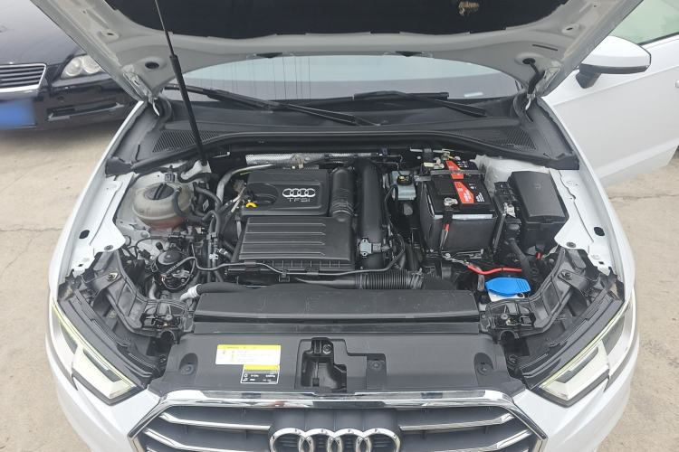 Used Audi A3 2020 Sportback 35 TFSI Ambition China VI Engine Bay