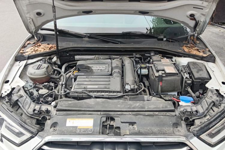 Used Audi A3 2020 Sportback 35 TFSI Ambition China VI Engine Bay