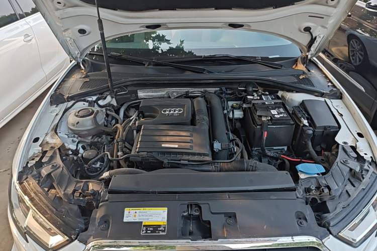 Used Audi A3 2020 Restyled Sportback 35 TFSI Entry-Level China VI Emission Standard Engine Bay