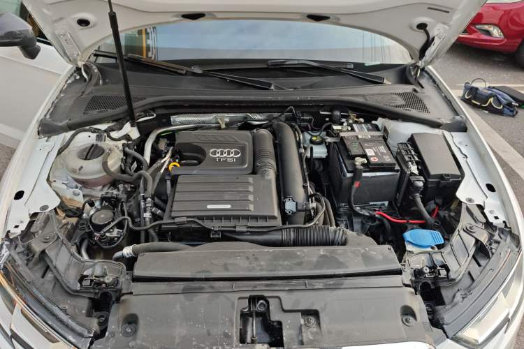 Used Audi A3 2020 Restyled Sportback 35 TFSI Entry-Level China VI Emission Standard Engine Bay
