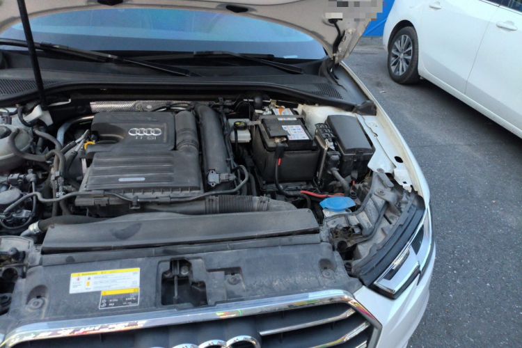 Used Audi A3 2020 Limousine 35 TFSI Ambition China VI Engine Bay Left