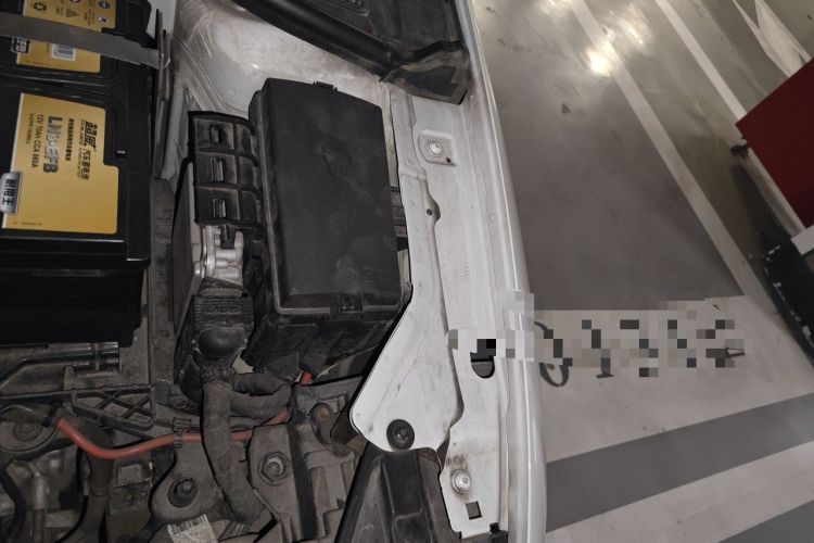 Used Audi A3 2020 Limousine 35 TFSI Fashion Edition China VI Emission Standard Engine Bay Left