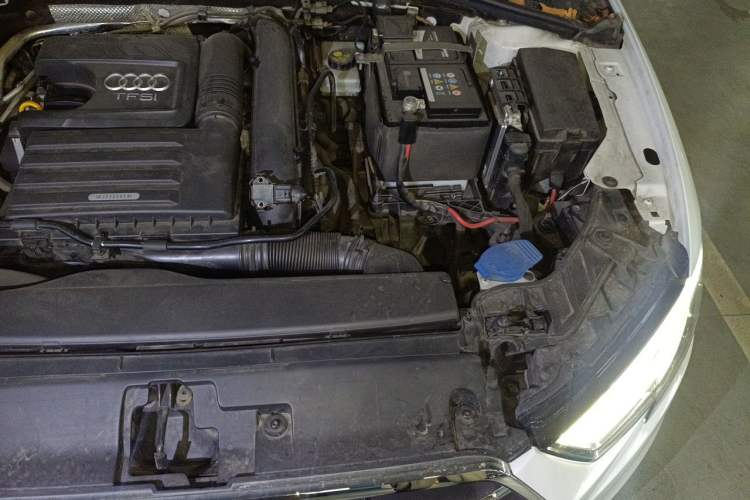 Used Audi A3 2020 Limousine 35 TFSI Ambition China VI Engine Bay Left