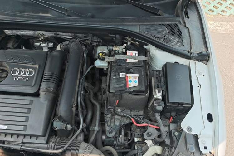 Used Audi A3 2020 Restyled Limousine 35 TFSI Ambition Version China VI Engine Bay Left