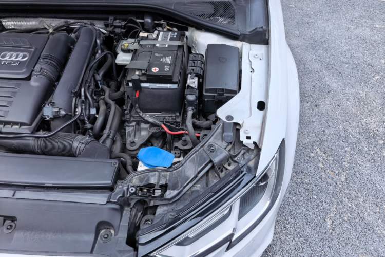Used Audi A3 2020 Restyled Limousine 35 TFSI Ambition Version China VI Engine Bay Left
