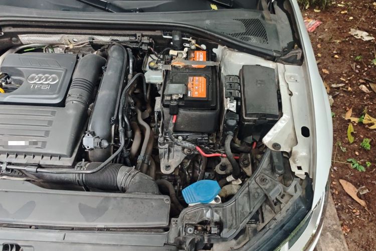 Used Audi A3 2020 Limousine 35 TFSI Ambition China VI Engine Bay Left