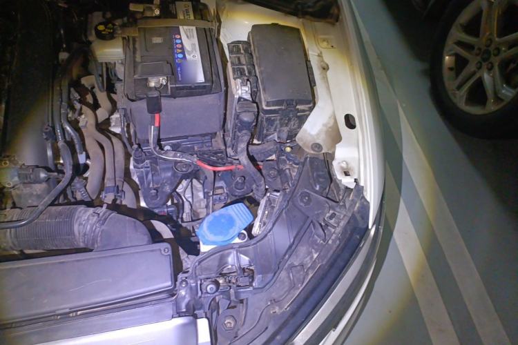 Used Audi A3 2020 Sportback 35 TFSI Fashion Edition China VI Emission Standard Engine Bay Left