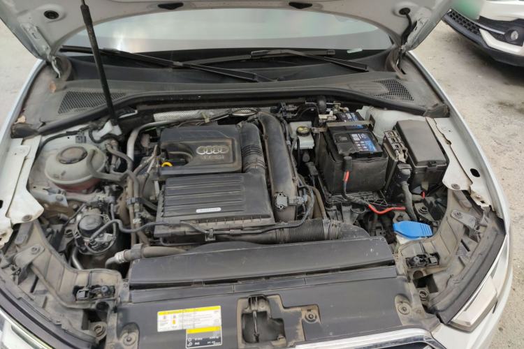 Used Audi A3 2020 Restyled Sportback 35 TFSI Entry-Level China VI Emission Standard Engine Bay