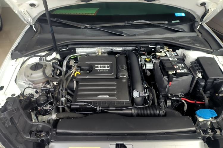 Used Audi A3 2020 Limousine 35 TFSI Fashion Edition China VI Emission Standard Engine Bay