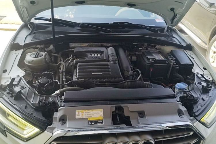 Used Audi A3 2020 Limousine 35 TFSI Fashion Edition China VI Emission Standard Engine Bay