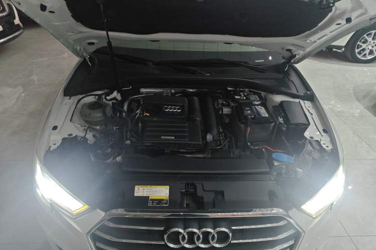 Used Audi A3 2020 Limousine 35 TFSI Style Edition China VI Emission Standard Engine Bay
