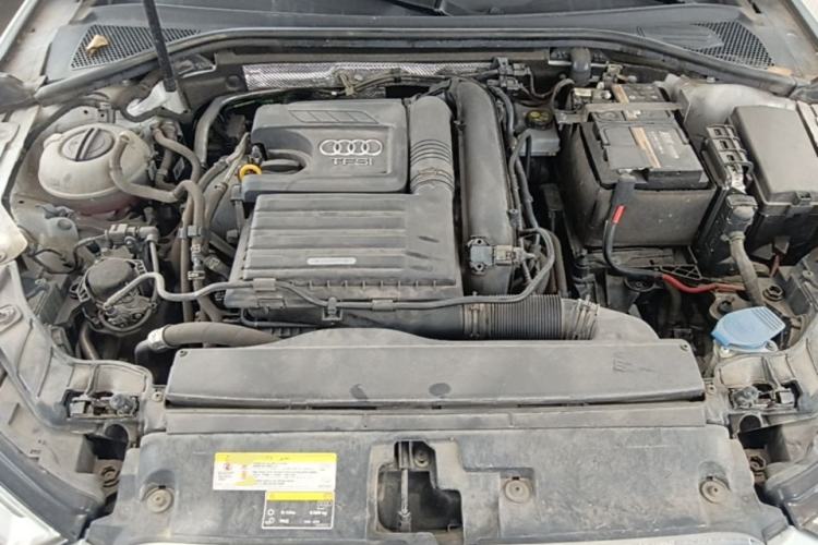 Used Audi A3 2020 Limousine 35 TFSI Ambition China VI Engine Bay