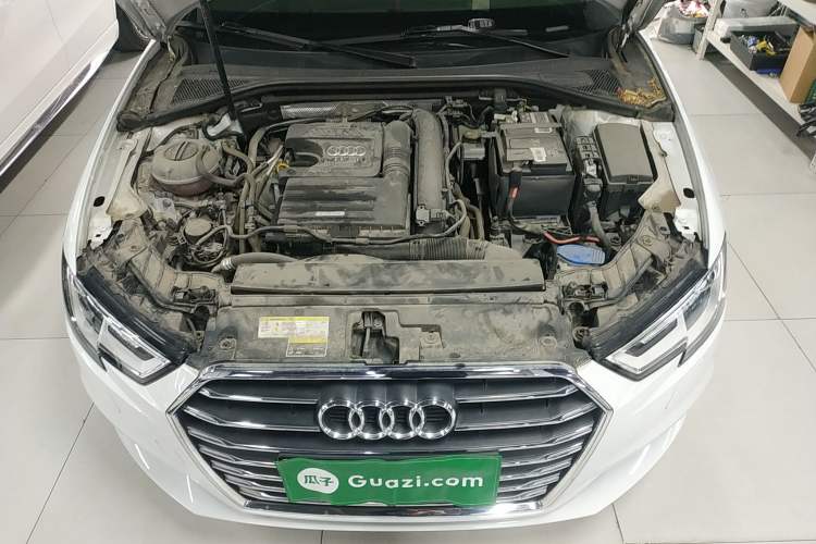 Used Audi A3 2020 Restyled Sportback 35 TFSI Entry-Level China VI Emission Standard Engine Bay