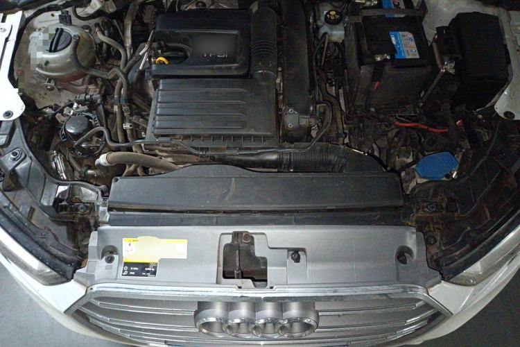 Used Audi A3 2020 Sportback 35 TFSI Fashion Edition China VI Emission Standard Engine Bay