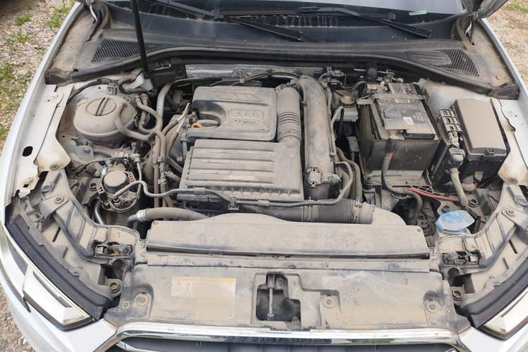 Used Audi A3 2020 Sportback 35 TFSI Ambition China VI Engine Bay