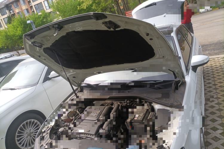 Used Audi A3 2020 Sportback 35 TFSI Fashion Edition China VI Emission Standard Engine Bay