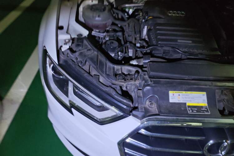 Used Audi A3 2020 Restyled Limousine 35 TFSI Ambition Version China VI Engine Bay Right