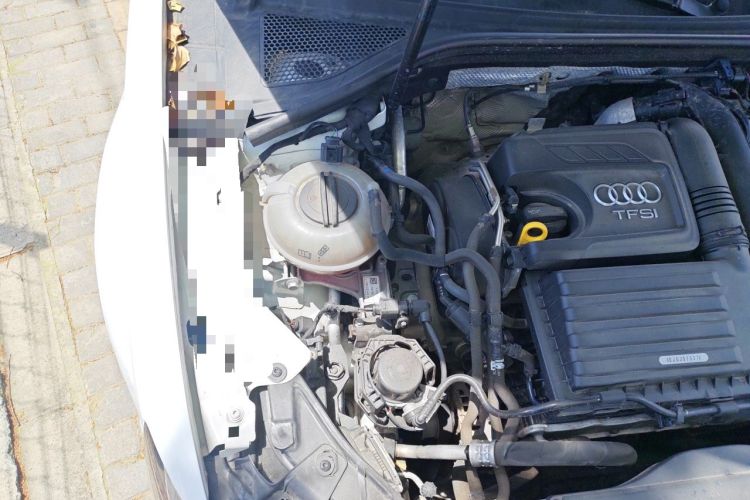 Used Audi A3 2020 Limousine 35 TFSI Fashion Edition China VI Emission Standard Engine Bay Right