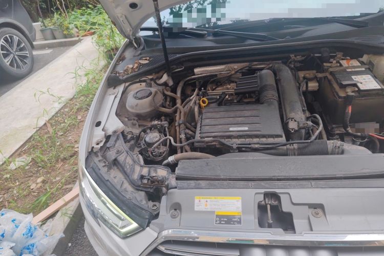 Used Audi A3 2020 Limousine 35 TFSI Fashion Edition China VI Emission Standard Engine Bay Right