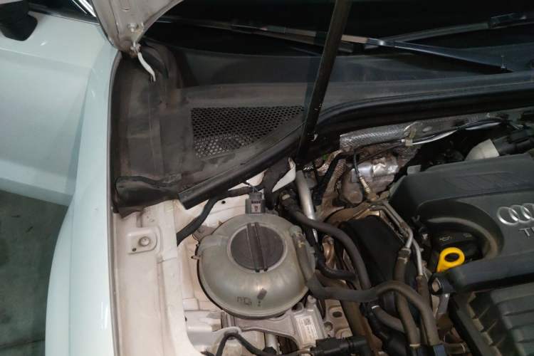 Used Audi A3 2020 Limousine 35 TFSI Ambition China V Engine Bay Right