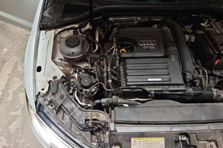 Used Audi A3 2020 Restyled Sportback 35 TFSI Entry-Level China VI Emission Standard Engine Bay Right
