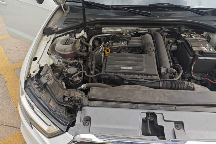 Used Audi A3 2020 Sportback 35 TFSI Fashion Edition China VI Emission Standard Engine Bay Right