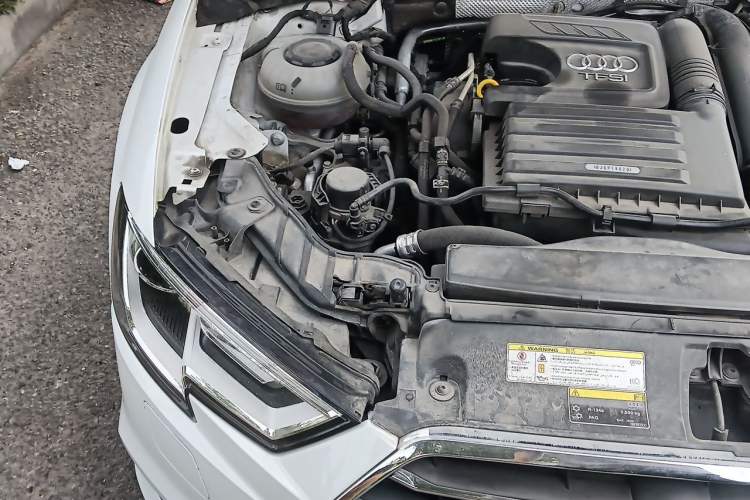 Used Audi A3 2020 Restyled Limousine 35 TFSI Ambition Version China VI Engine Bay Right