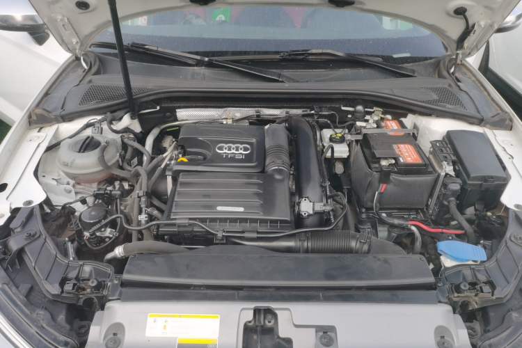 Used Audi A3 2020 Limousine 35 TFSI Sporty Version China VI Engine Bay