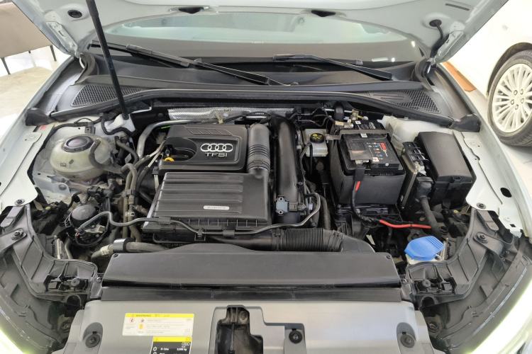 Used Audi A3 2020 Limousine 35 TFSI Fashion Edition China VI Emission Standard Engine Bay