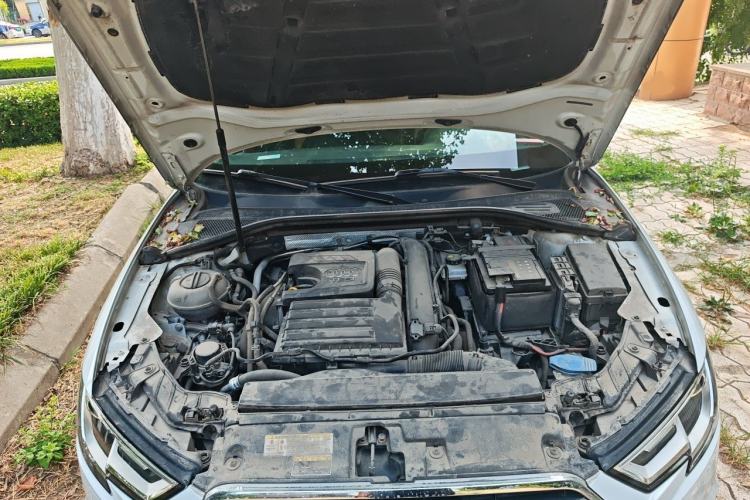 Used Audi A3 2020 Limousine 35 TFSI Ambition China VI Engine Bay