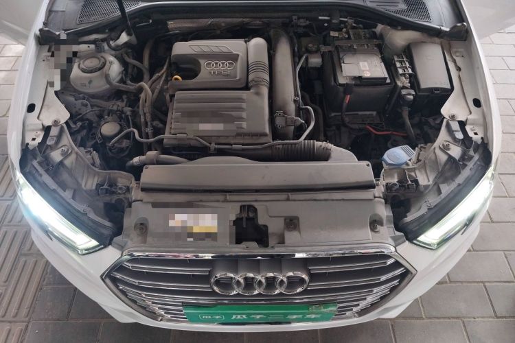 Used Audi A3 2020 Limousine 35 TFSI Fashion Edition China VI Emission Standard Engine Bay
