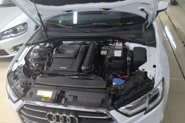 Used Audi A3 2020 Restyled Sportback 35 TFSI Entry-Level China VI Emission Standard Engine Bay