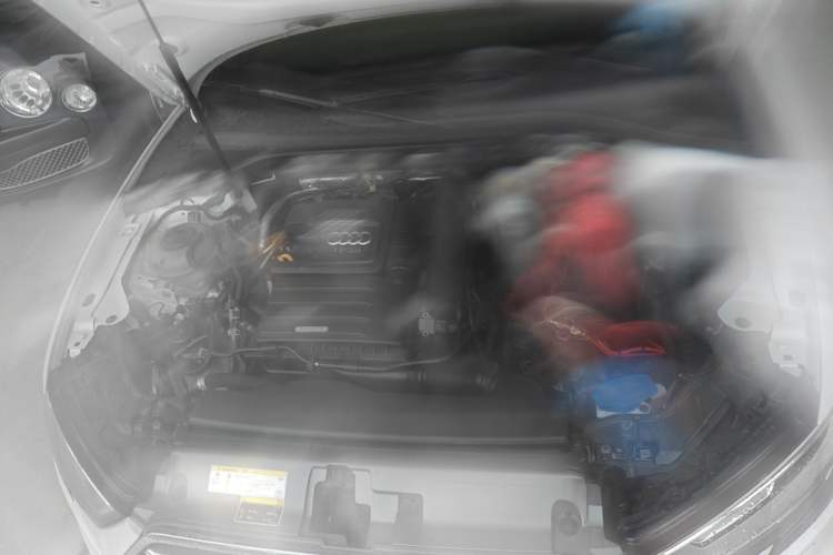 Used Audi A3 2020 Sportback 35 TFSI Fashion Edition China VI Emission Standard Engine Bay