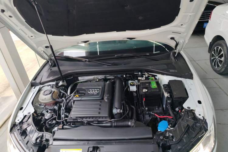 Used Audi A3 2020 Restyled Limousine 35 TFSI Ambition Version China VI Engine Bay