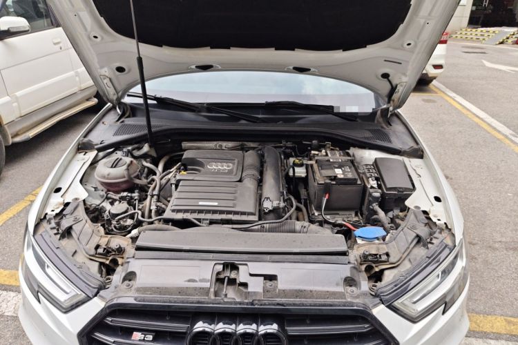 Used Audi A3 2020 Limousine 35 TFSI Fashion Edition China VI Emission Standard Engine Bay