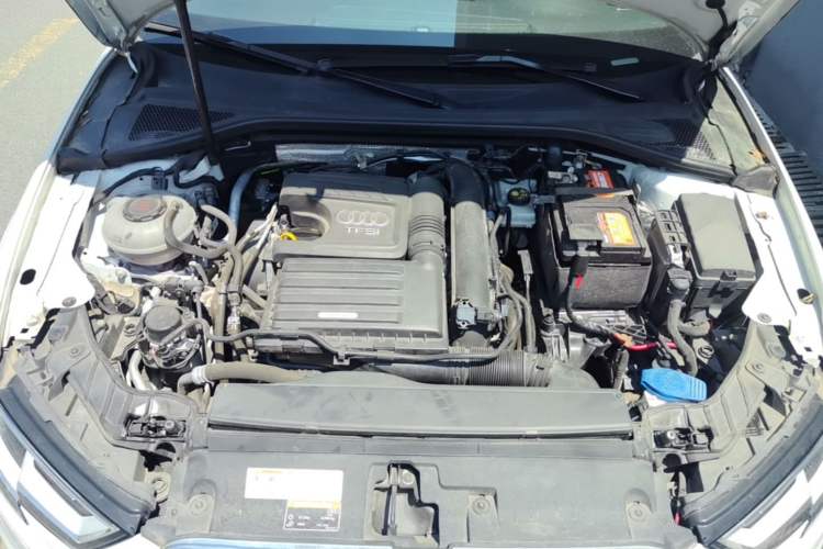 Used Audi A3 2020 Restyled Limousine 35 TFSI Ambition Version China VI Engine Bay