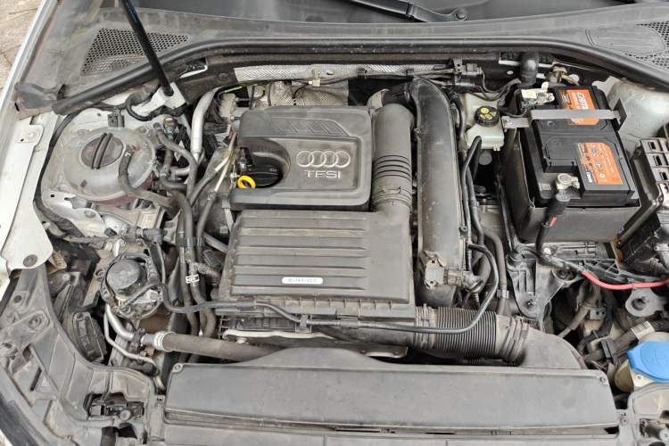 Used Audi A3 2020 Sportback 35 TFSI Ambition China VI Engine Bay